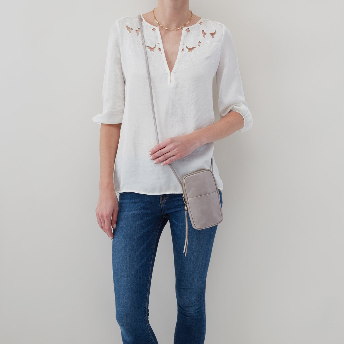 Hobo Fate, Vintage Hide Crossbody, Driftwood