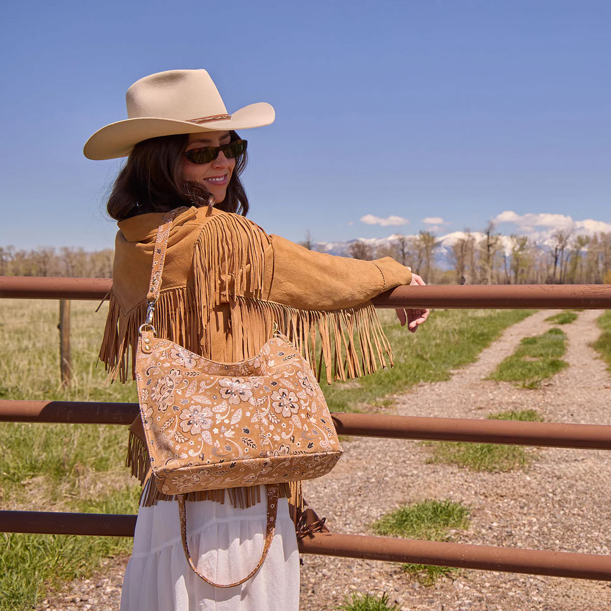 Hobo Pier Leather Shoulder Bag - Country Road Bloom