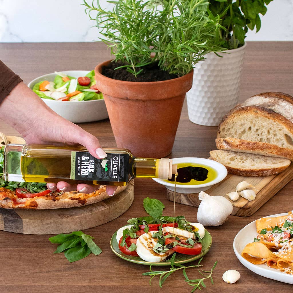 Olivelle Garlic & Herb Olive Oil 100ml.