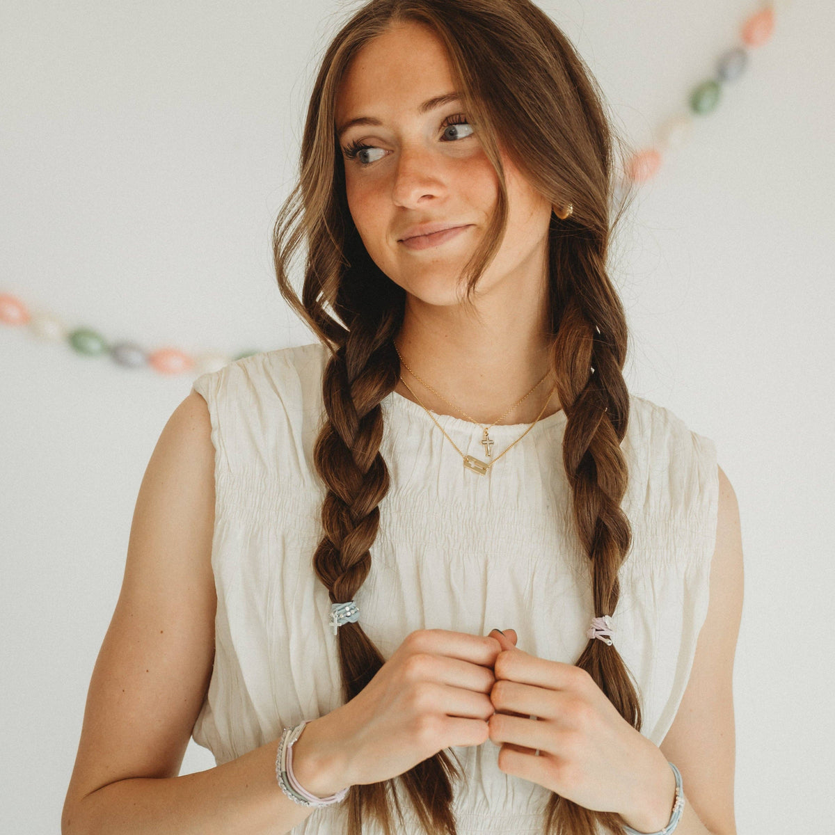 Klani "Faith" Necklace Set Gold Mother of Pearl