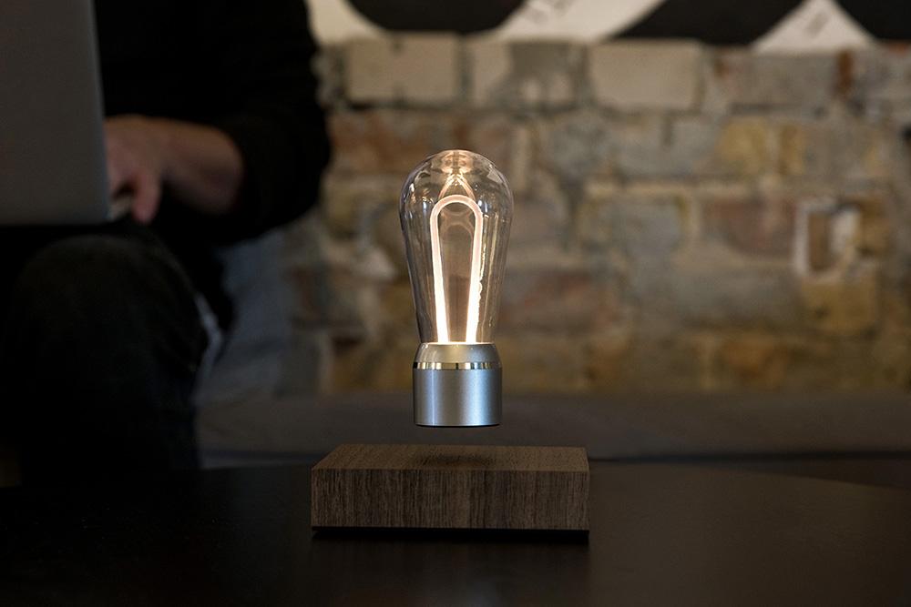 FLYTE Nikola The Levitating Light Bulb – CRAIG RYANS