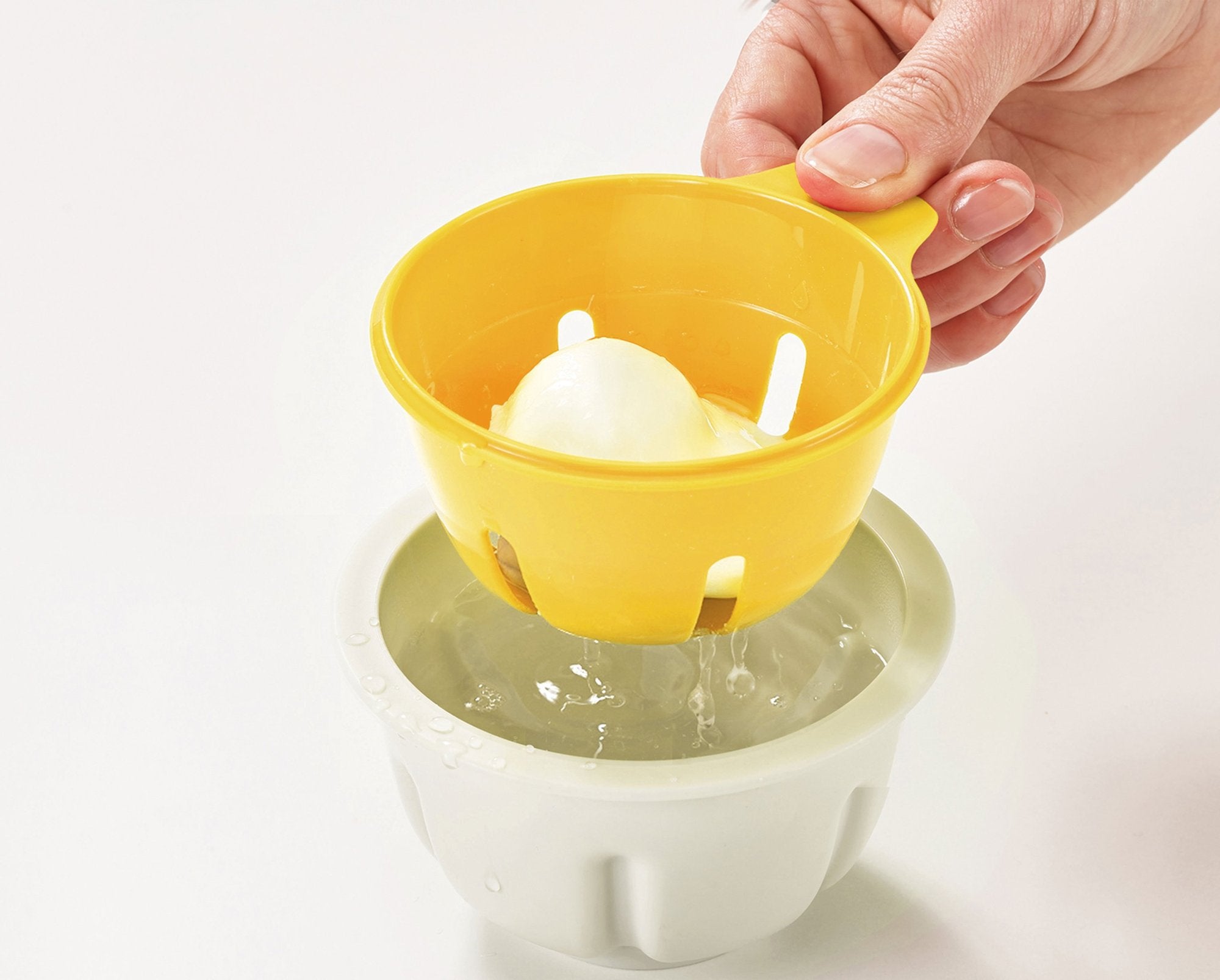 Joseph Joseph M-Poach Microwave Egg Poacher - Thumbnail 2